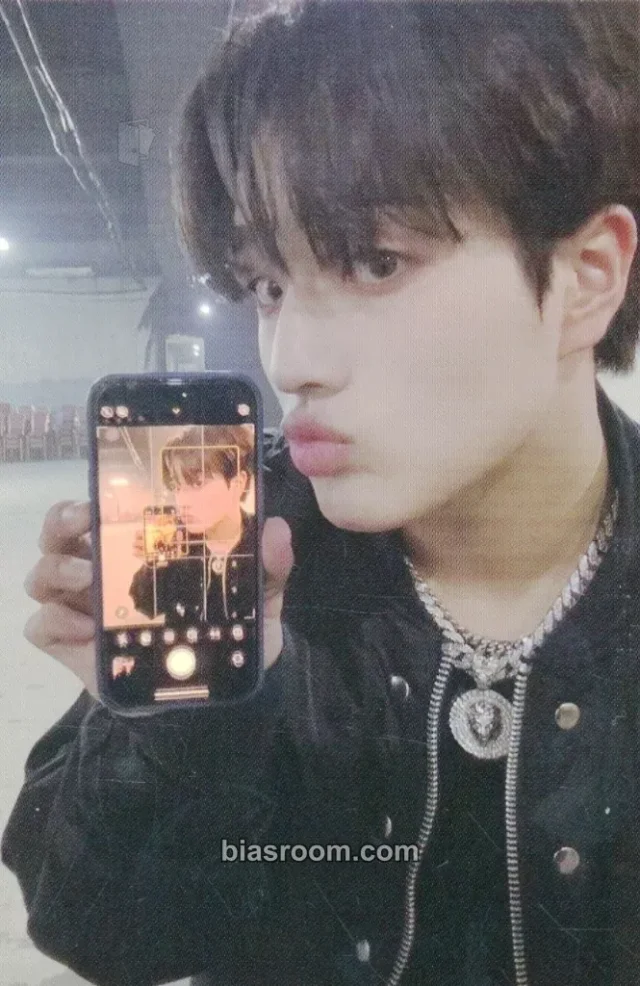 TRENDZ - Yechan - CANVAS Album album photocard standard version