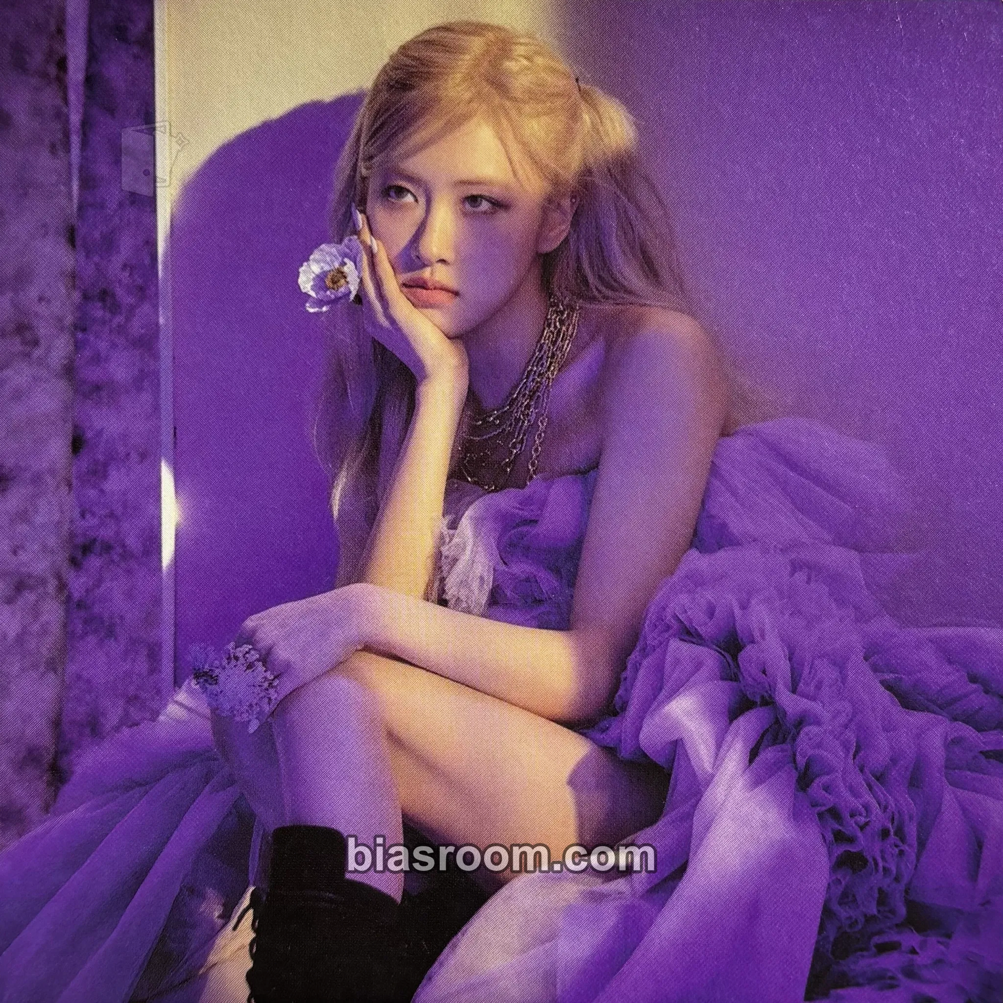 Rosé -R- (Rosé solo) Photocard - BLACKPINK - BLACKPINK K-pop photocard