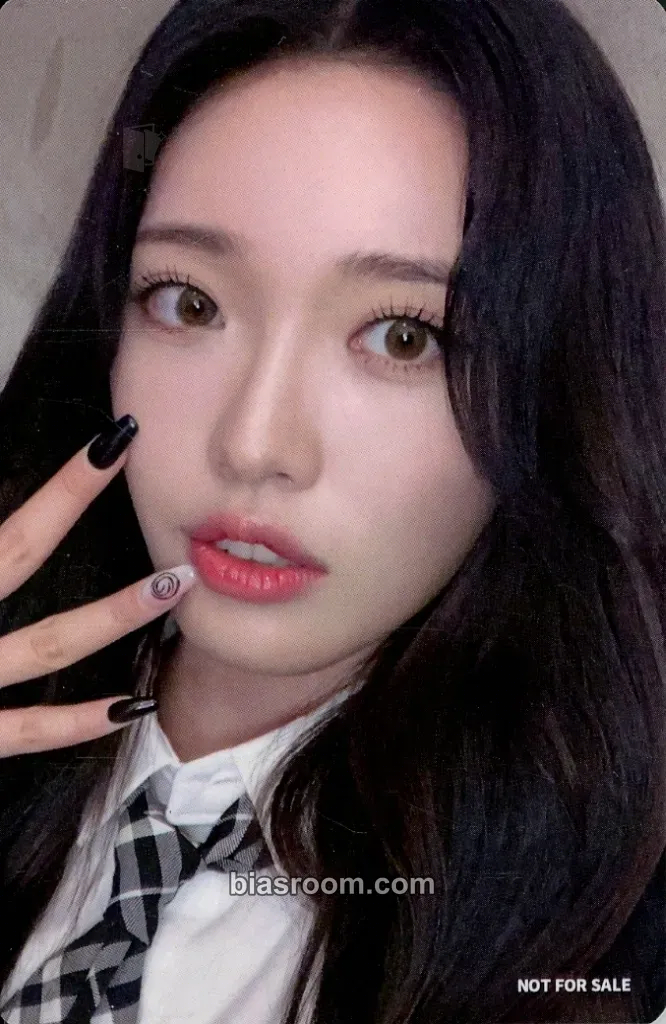 Haram The Billage of Perception: Chapter Two Photocard - Billlie - Billlie K-pop photocard