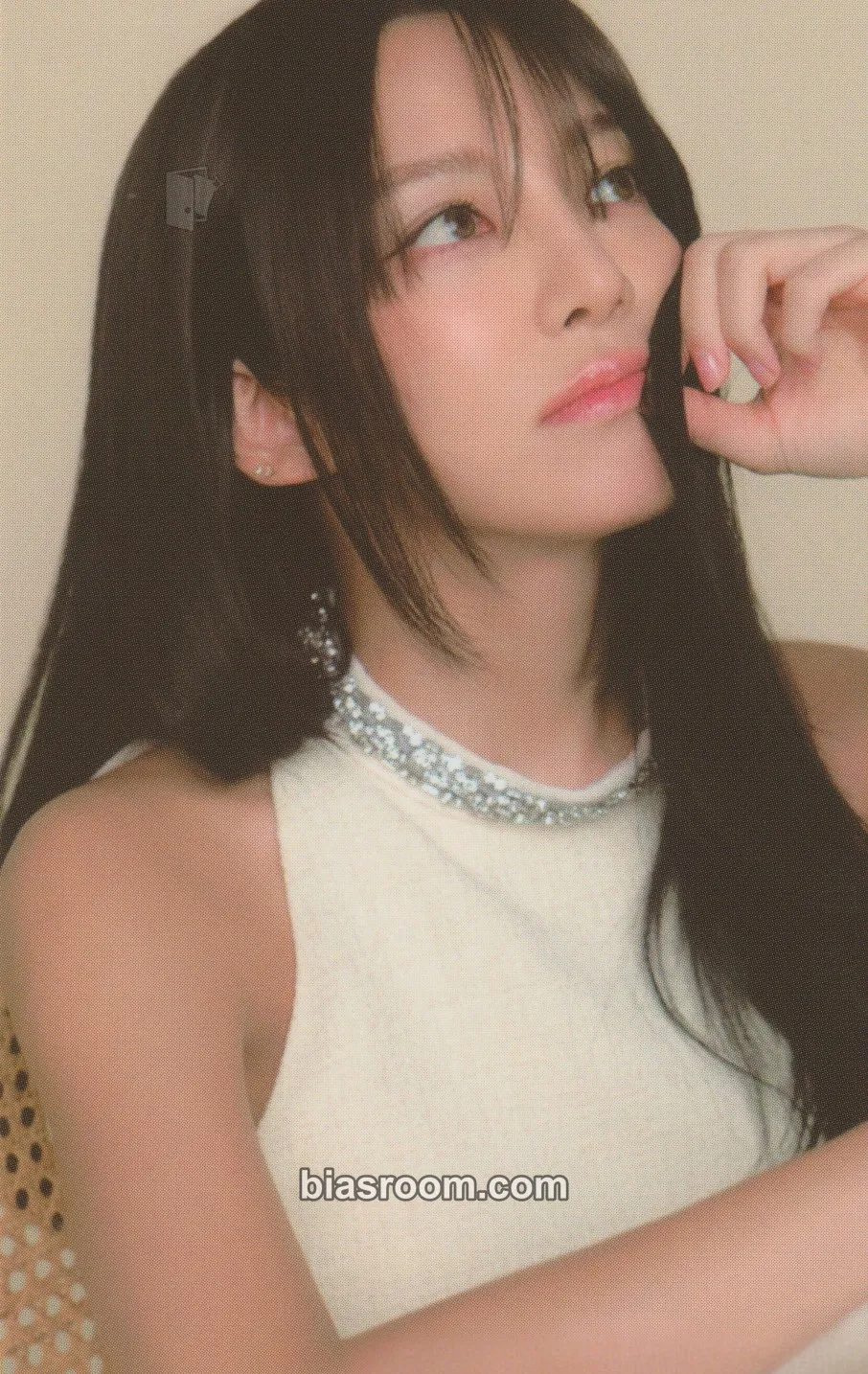 Hyoyeon Season's Greetings 2024 Photocard - Girls' Generation - Girls' Generation K-pop photocard
