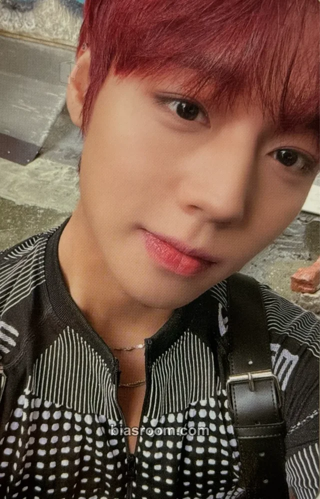 Park Jihoon - Jihoon - The answer Album album photocard night version black back
