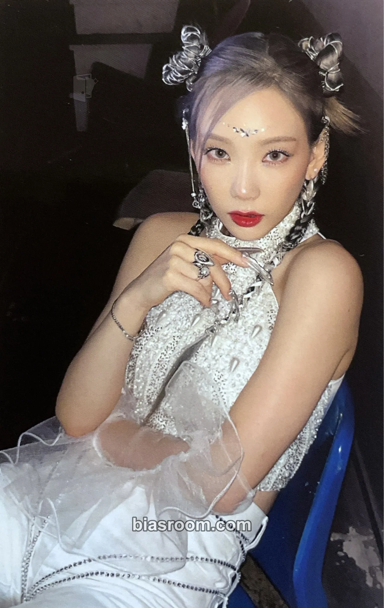 Taeyeon INVU Photocard - Taeyeon K-pop photocard
