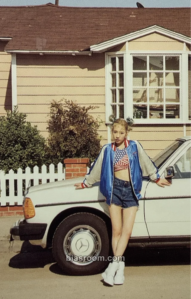 Taeyeon - Taeyeon - Why Album sticker merch photocard