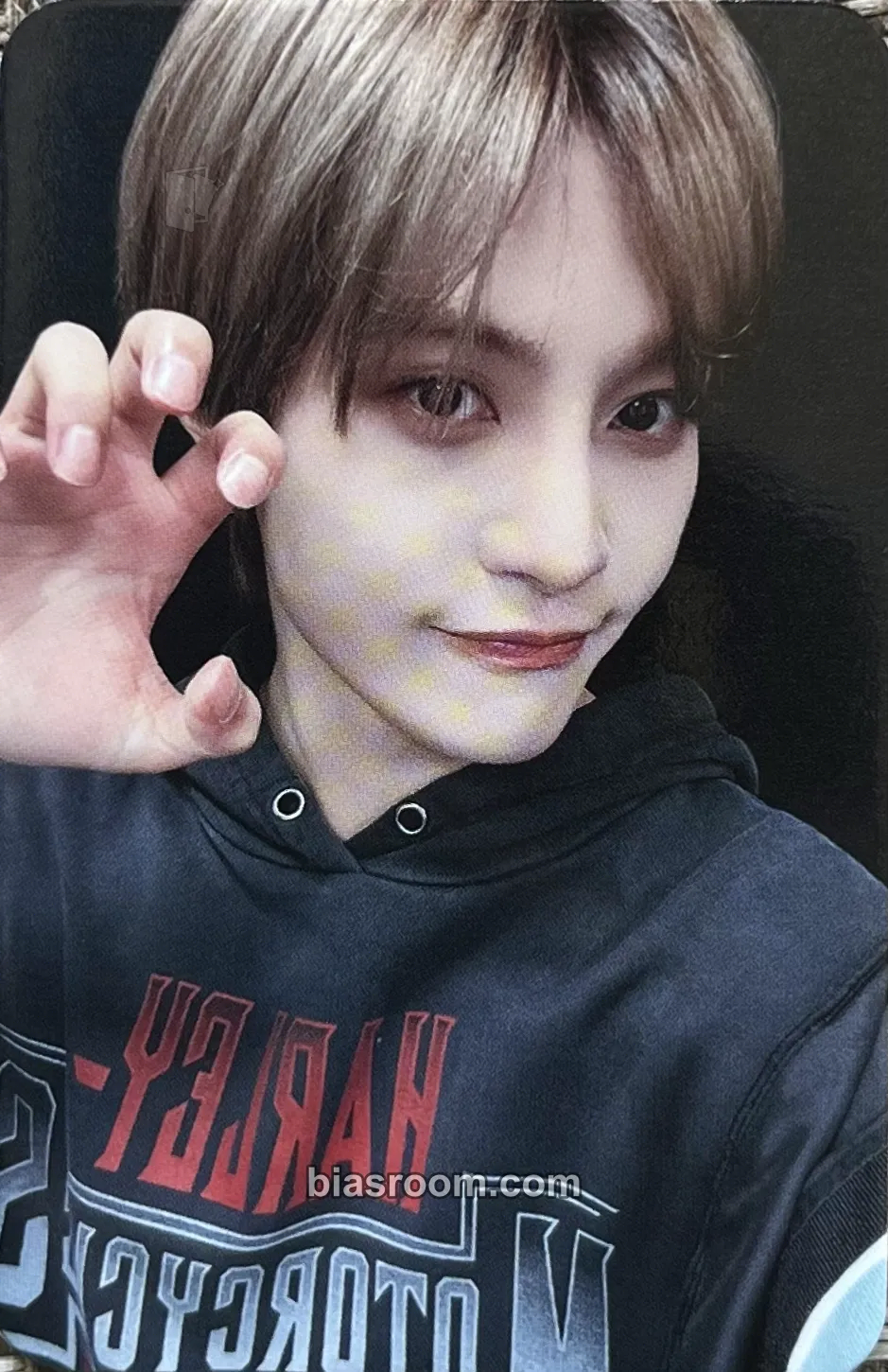 Yangyang Eternal White Photocard - WayV - WayV K-pop photocard