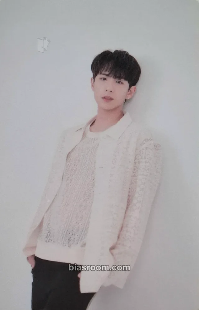 BOYFRIEND - Minwoo - Canvas Other photocard set photobook inclusion