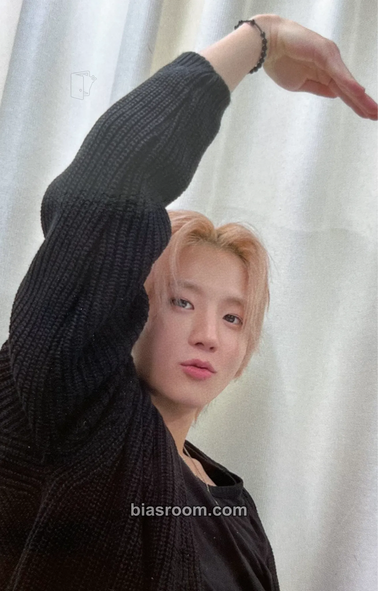 Geonu JUST B 1st Fanmeeting - Ready, Burn Photocard - JustB - JustB K-pop photocard
