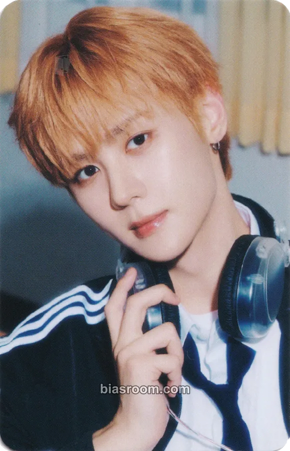 Kun 2026 Season's Greetings Photocard - WayV - WayV K-pop photocard