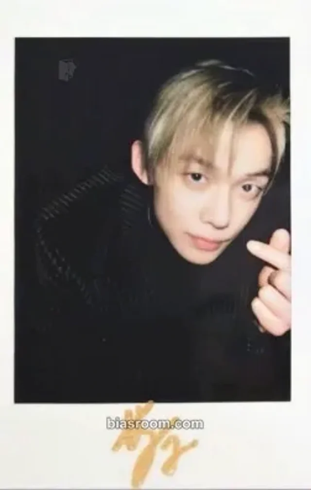 TOMORROW X TOGETHER - Yeonjun - Yeonjun’s Harper’s Bazaar Men’s Magazine Other magazine purchase benefit