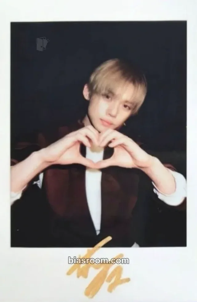 TOMORROW X TOGETHER - Yeonjun - Yeonjun’s Harper’s Bazaar Men’s Magazine Other magazine purchase benefit