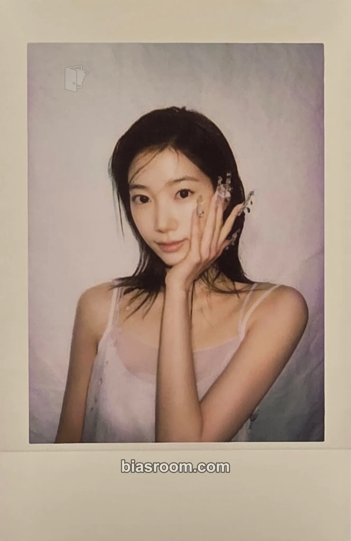 Kazuha PUREFLOW pt.1 Photocard - LE SSERAFIM - LE SSERAFIM K-pop photocard