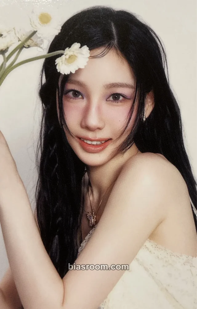 Taeyeon - Taeyeon - Lapse, Time Timeless Event merch photocard photo set