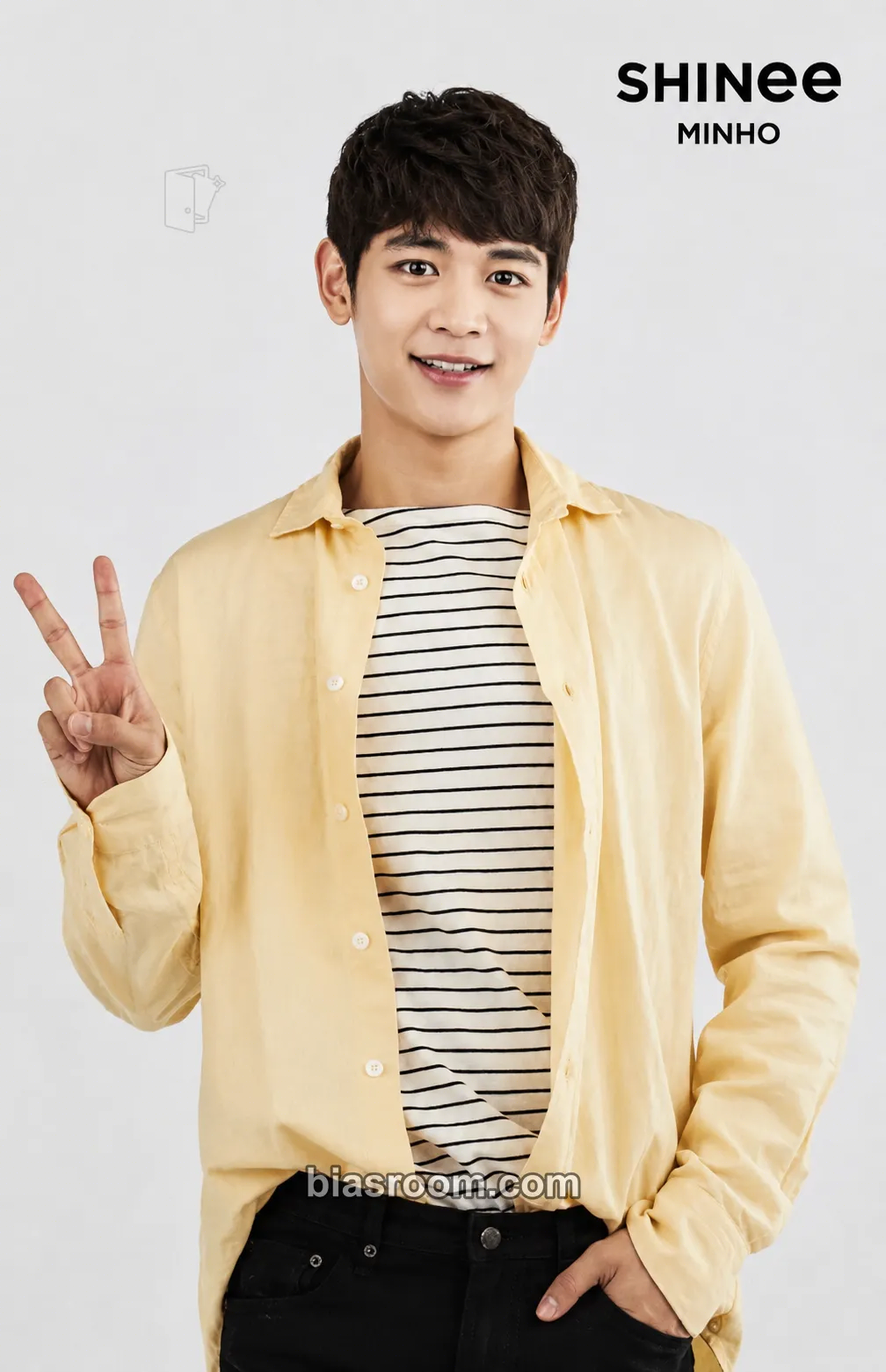Minho SHINee x SMTOWN COEX Artium Photocard - SHINee - SHINee K-pop photocard
