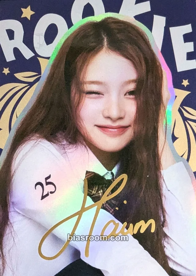 KiiiKiii - Haum - TELECA 2025 K-POP ROOKIE COLLECTION CARDS Other trading card special version holographic (hologram)