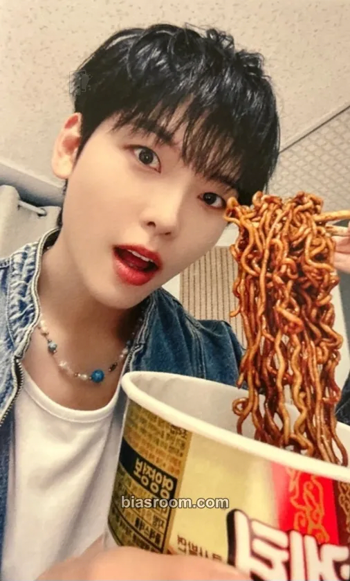 Rano VERSUS Photocard - E’LAST - E’LAST K-pop photocard
