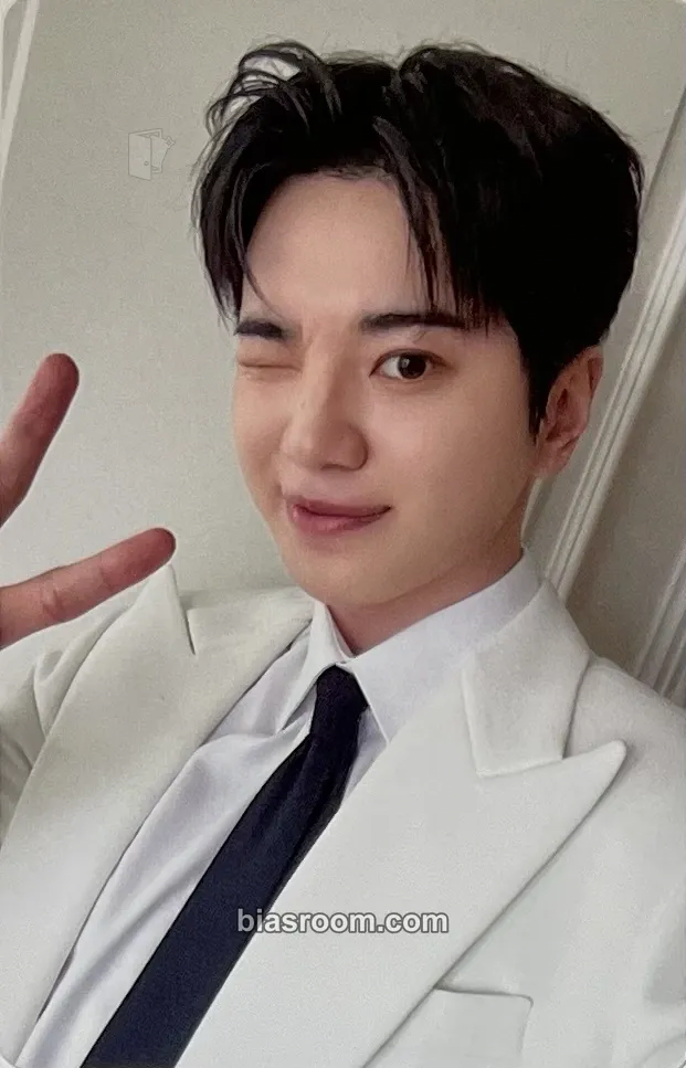 Sungjong Limited Edition (15th anniversary concert) Photocard - INFINITE - INFINITE K-pop photocard