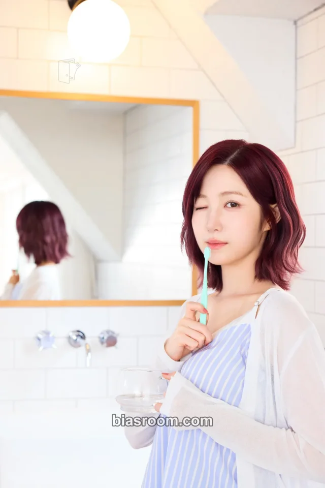 SAY MY NAME - Hitomi - TRENDiCON Saymyname Other postcard white back
