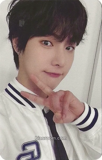 Yonghoon 2025 ONEWE WORLD TOUR 'O! NEW E!volution Ⅳ' Photocard - ONEWE - ONEWE K-pop photocard