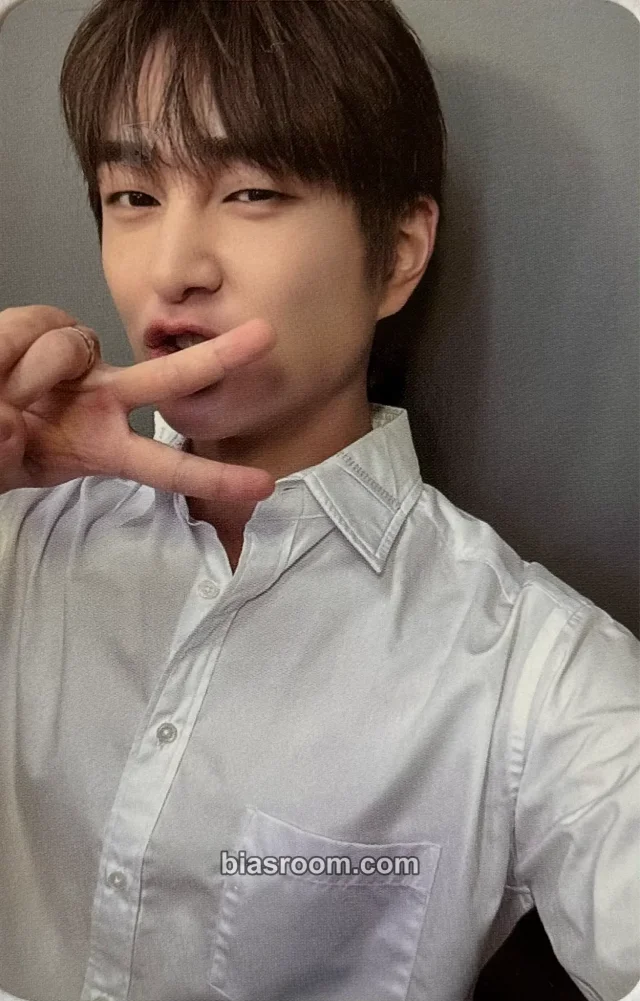 SHINee - Onew - FLOW Album iminitv video call (fancall) round 2