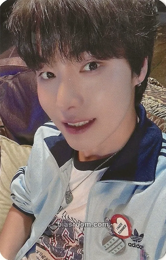Yonghoon 2025 ONEWE WORLD TOUR 'O! NEW E!volution Ⅳ' Photocard - ONEWE - ONEWE K-pop photocard