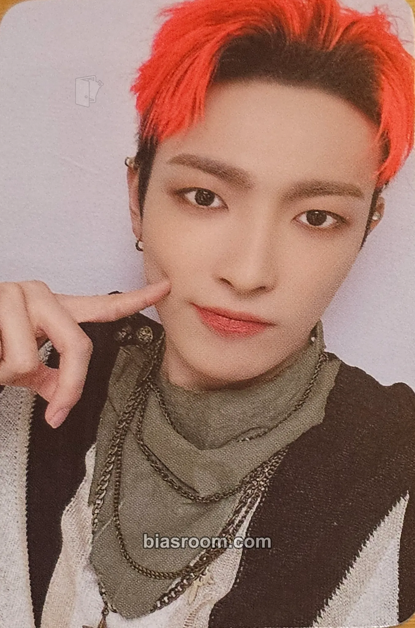 Hongjoong POP-UP: THE WORLD EP.2 : OUTLAW (Everline) Photocard - ATEEZ - ATEEZ K-pop photocard