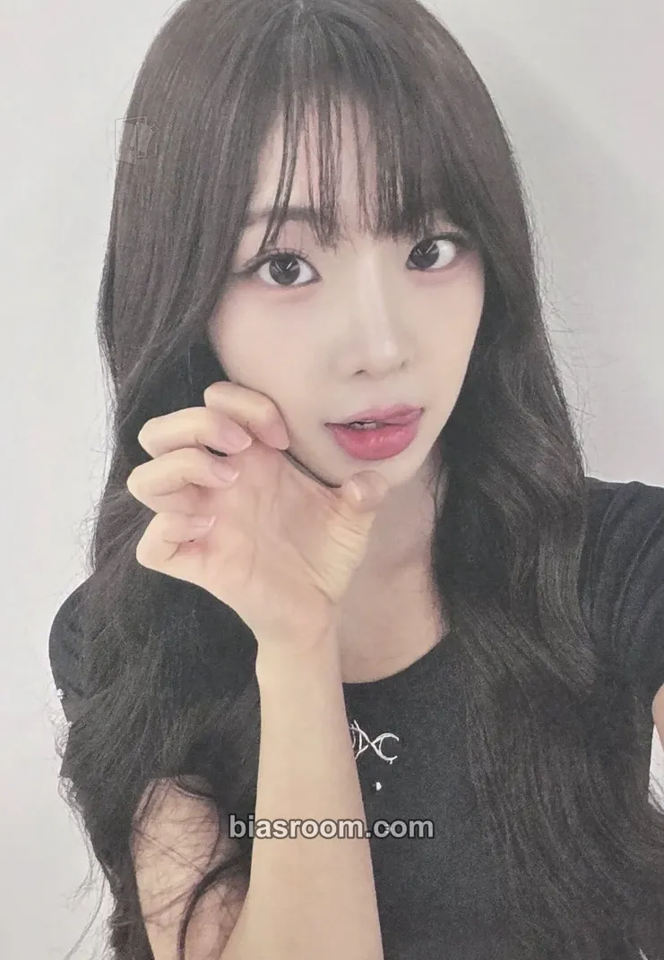 Nien Assemble24 Photocard - tripleS - tripleS K-pop photocard