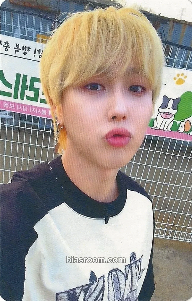 Giuk Over The Rainbow Photocard - ONEWE - ONEWE K-pop photocard