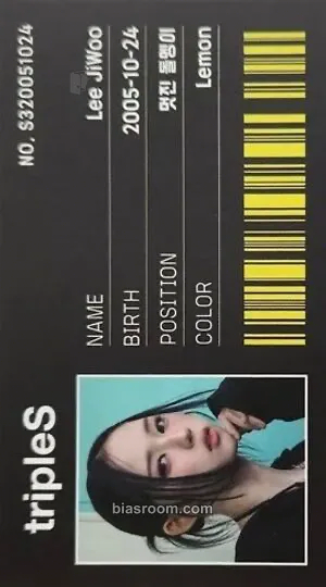 Jiwoo Whosfan Official Themed Cafe Photocard - tripleS - tripleS K-pop photocard