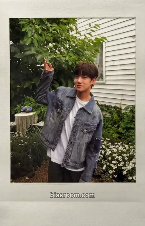 Thanatorn Ready : 여름방학 Photocard - The Wind - The Wind K-pop photocard