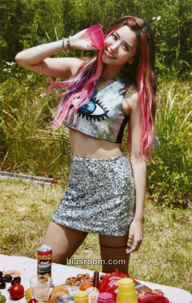 Hello Venus - Yooyoung - I'm Ill Album album photocard