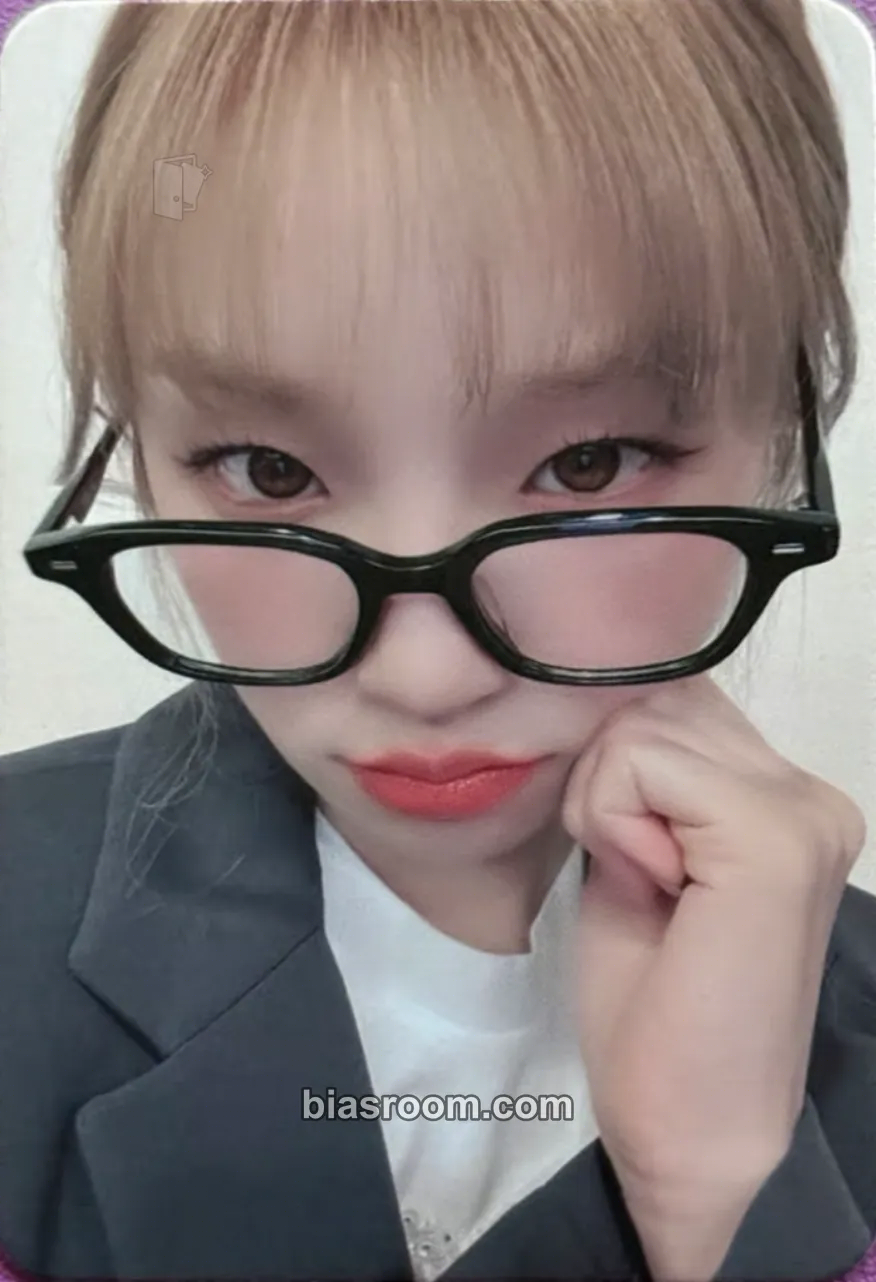 Yuqi YUQ1 Photocard - i-dle - i-dle K-pop photocard