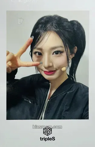 Xinyu Assemble24 Photocard - tripleS - tripleS K-pop photocard