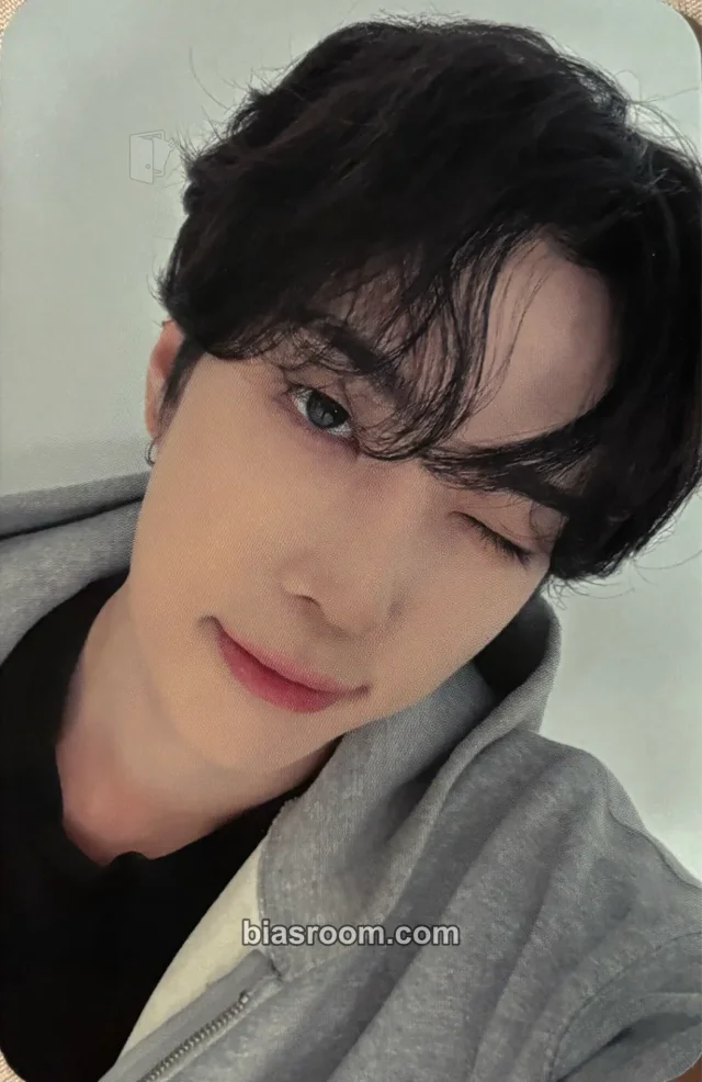 ONE PACT - Jongwoo - Next Horizon 2025 World tour in Europe Event merch photocard