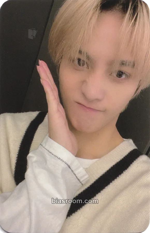 Yangyang Kick Back Photocard - WayV - WayV K-pop photocard