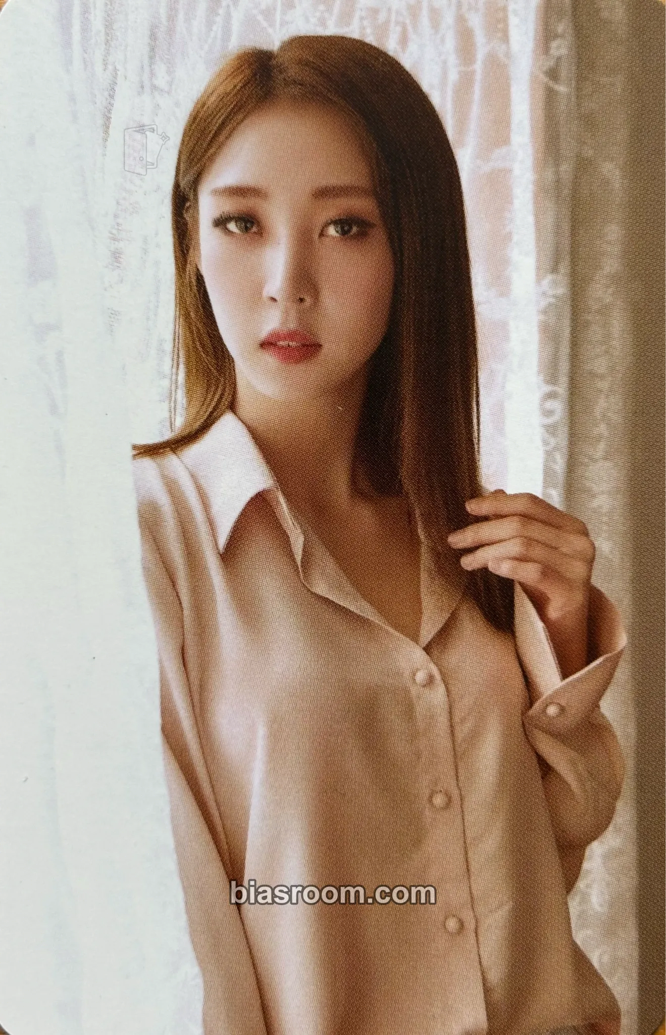 Moonbyul Mamamoo x INGA Cosmetics Photocard - MAMAMOO - MAMAMOO K-pop photocard