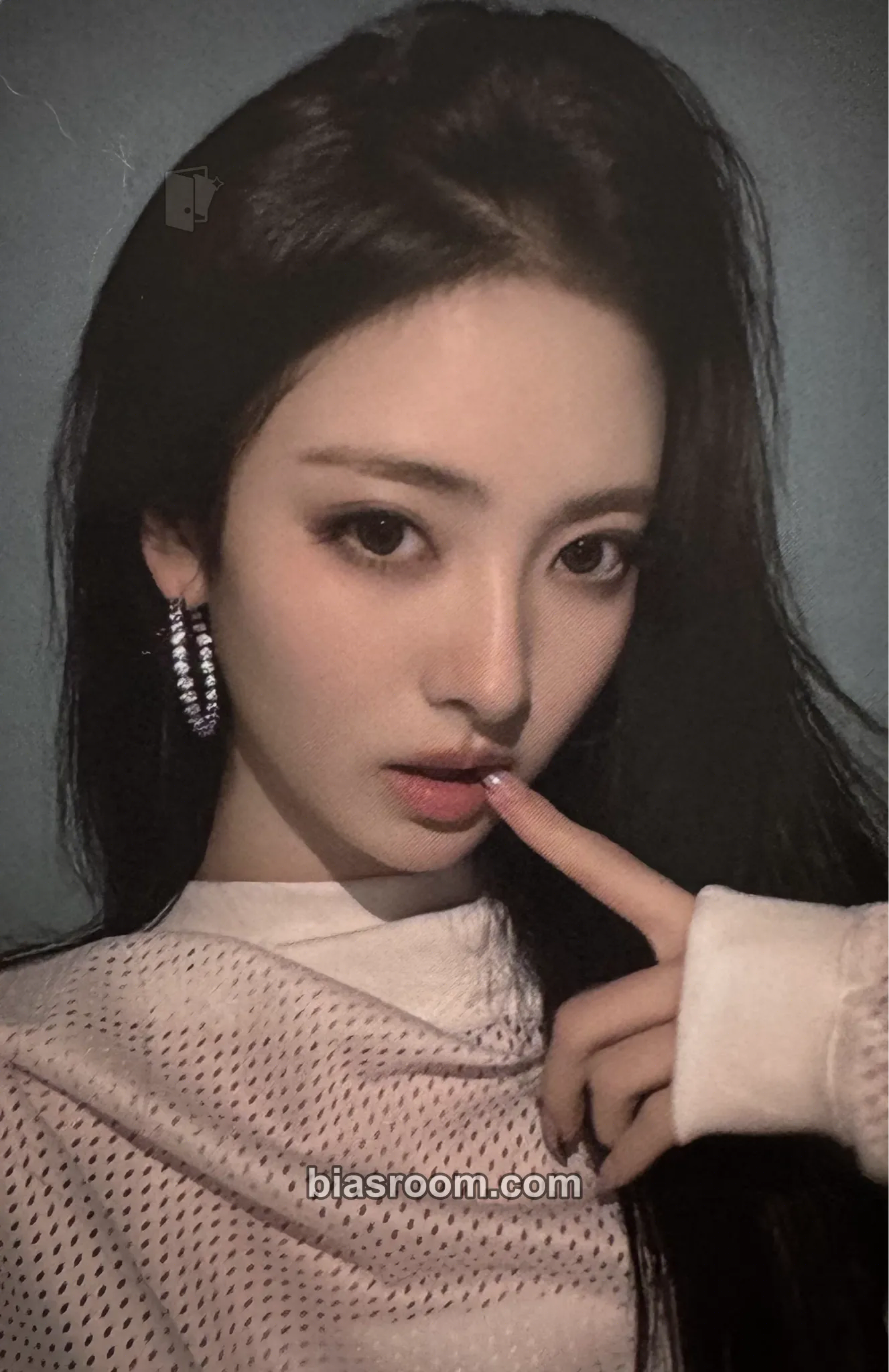 Anna BITE NOW Photocard - MEOVV - MEOVV K-pop photocard