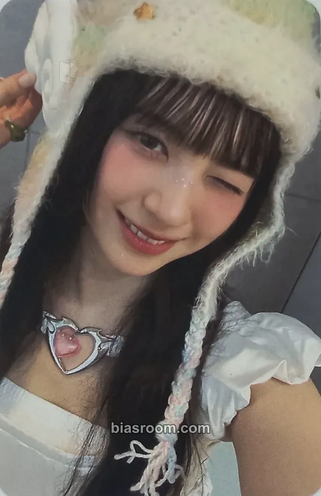Mashiro RISE Photocard - MADEIN - MADEIN K-pop photocard