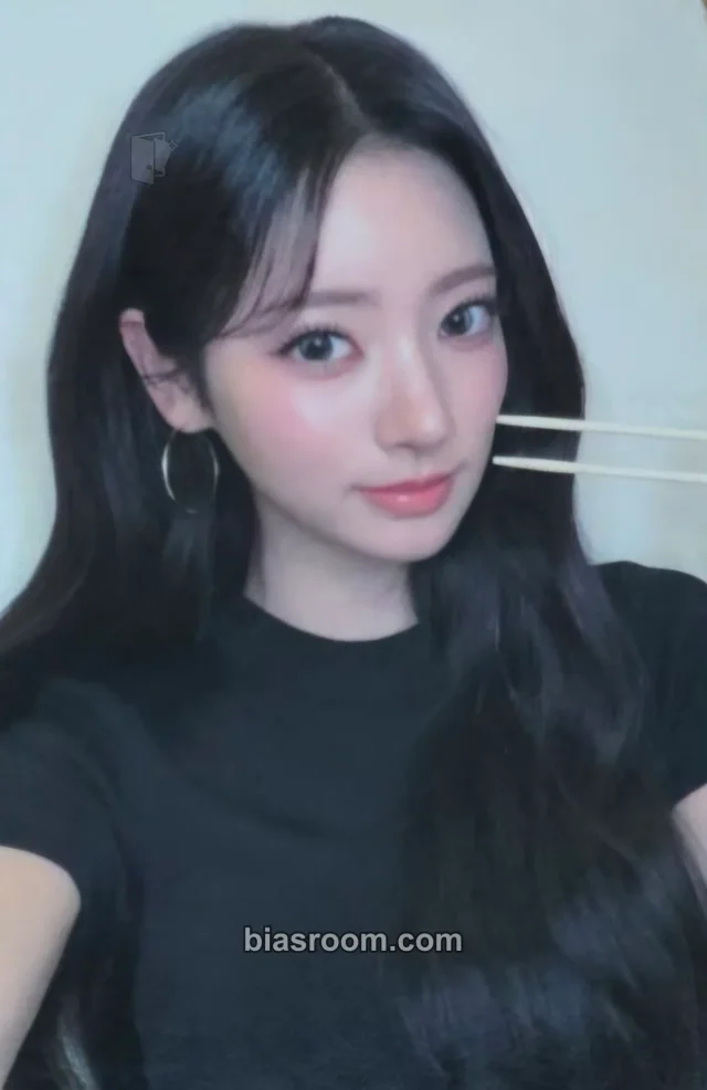 MEOVV - Anna - BITE NOW Album broadcast music core