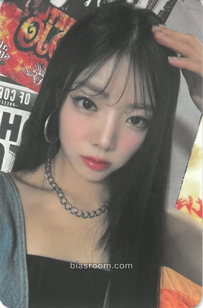 Na Goeun 2023 'FESTA' Tour Photocard - PURPLE KISS - PURPLE KISS K-pop photocard