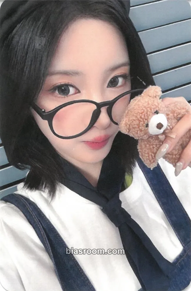 Yuki OUR NOW Photocard - PURPLE KISS - PURPLE KISS K-pop photocard