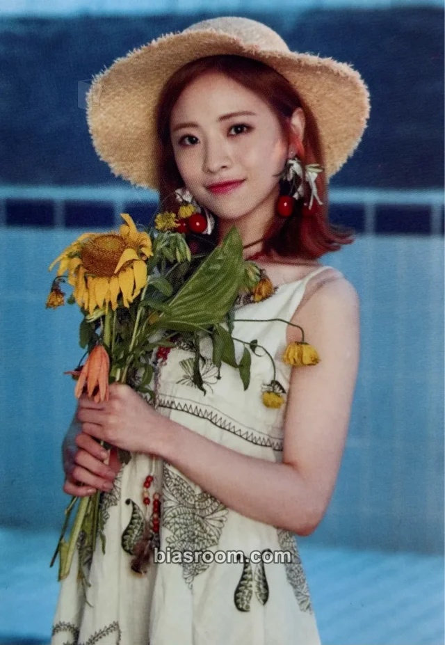 OH MY GIRL - JinE - OH MY GIRL 1st Concert — SUMMER FAIRY TALES Event merch photocard lightstick