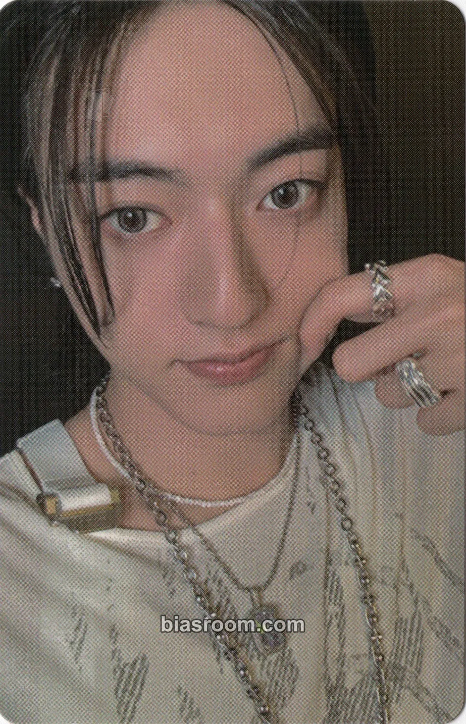 Haruto Pulse on Tour Photocard - TREASURE - TREASURE K-pop photocard