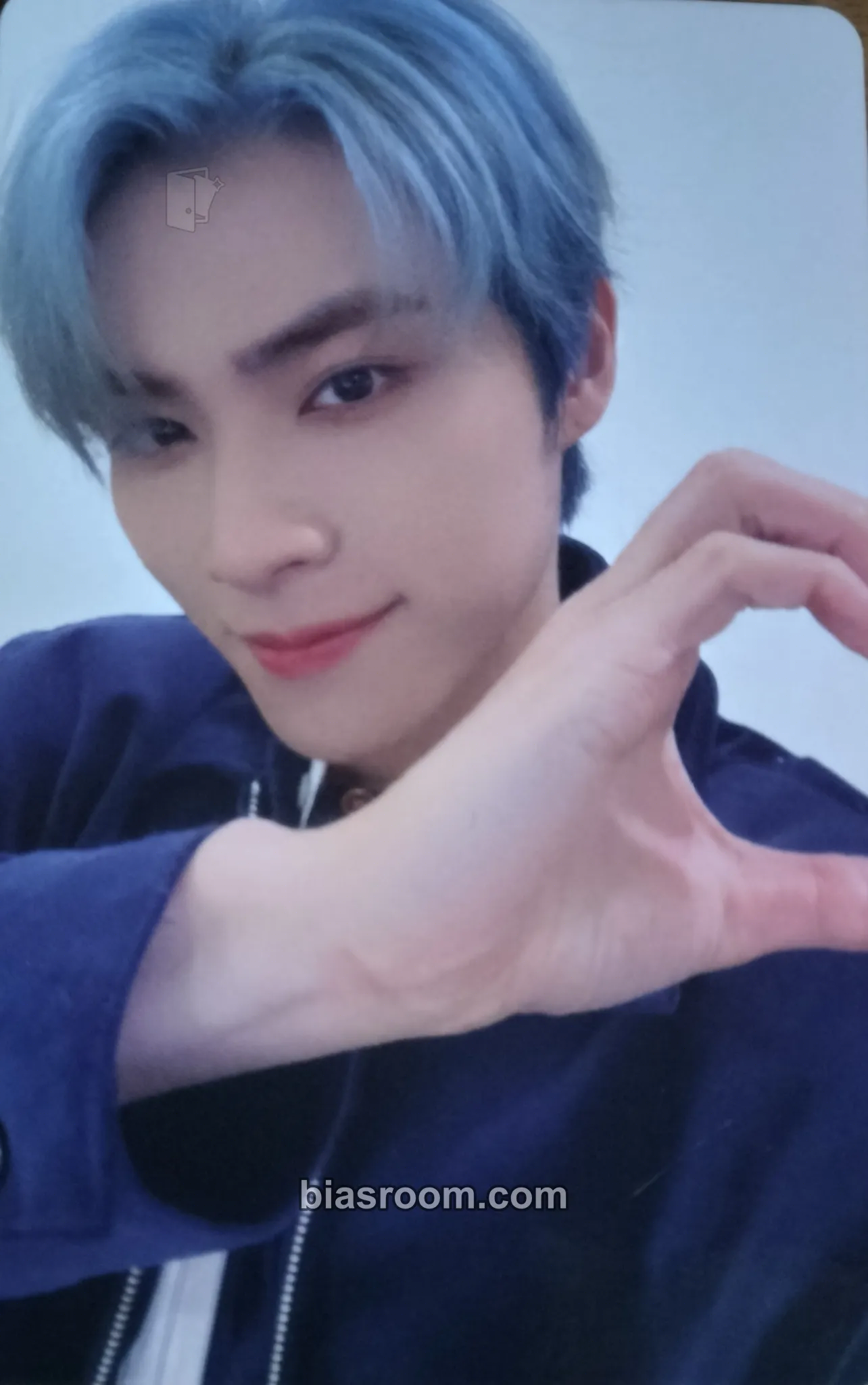 Xiaojun Eternal White Photocard - WayV - WayV K-pop photocard