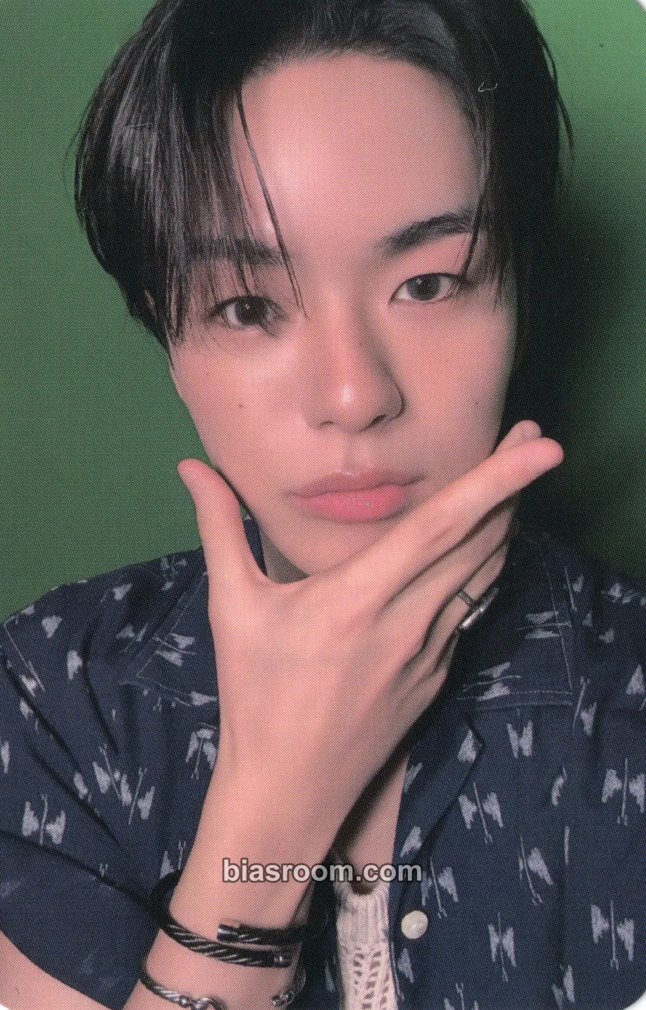 Yoon Jaehyuk Pulse on Tour Photocard - TREASURE - TREASURE K-pop photocard