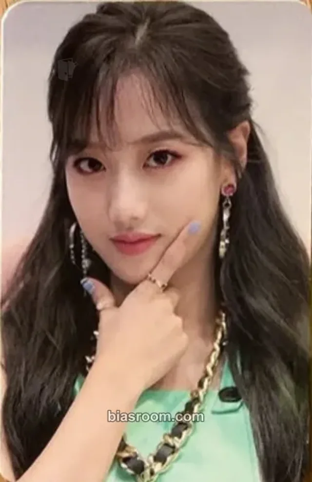 APRIL - Naeun - The Ruby Album album photocard