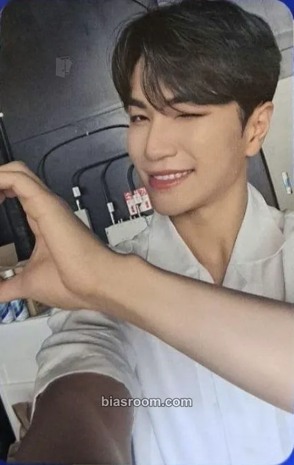 Taehwan VENI VIDI VICI Photocard - VANNER - VANNER K-pop photocard