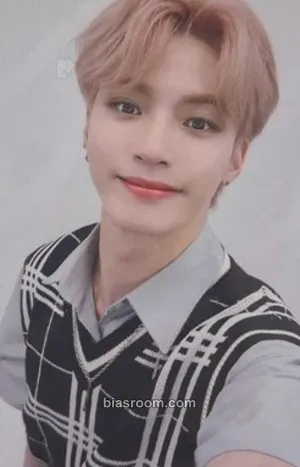 Hangyeom VAMOS Photocard - Omega X - Omega X K-pop photocard