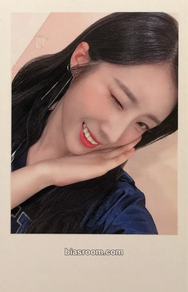 ARTMS - HaSeul - Dall Album k-monstar video call (fancall) polaroid