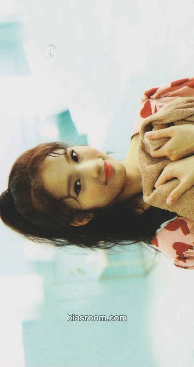FANATICS - Chiayi - Milkshake Album album photocard