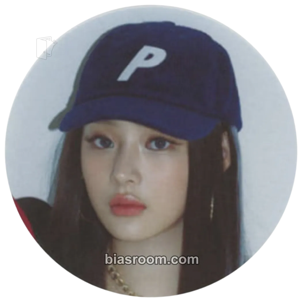 Minji How Sweet Photocard - NewJeans - NewJeans K-pop photocard