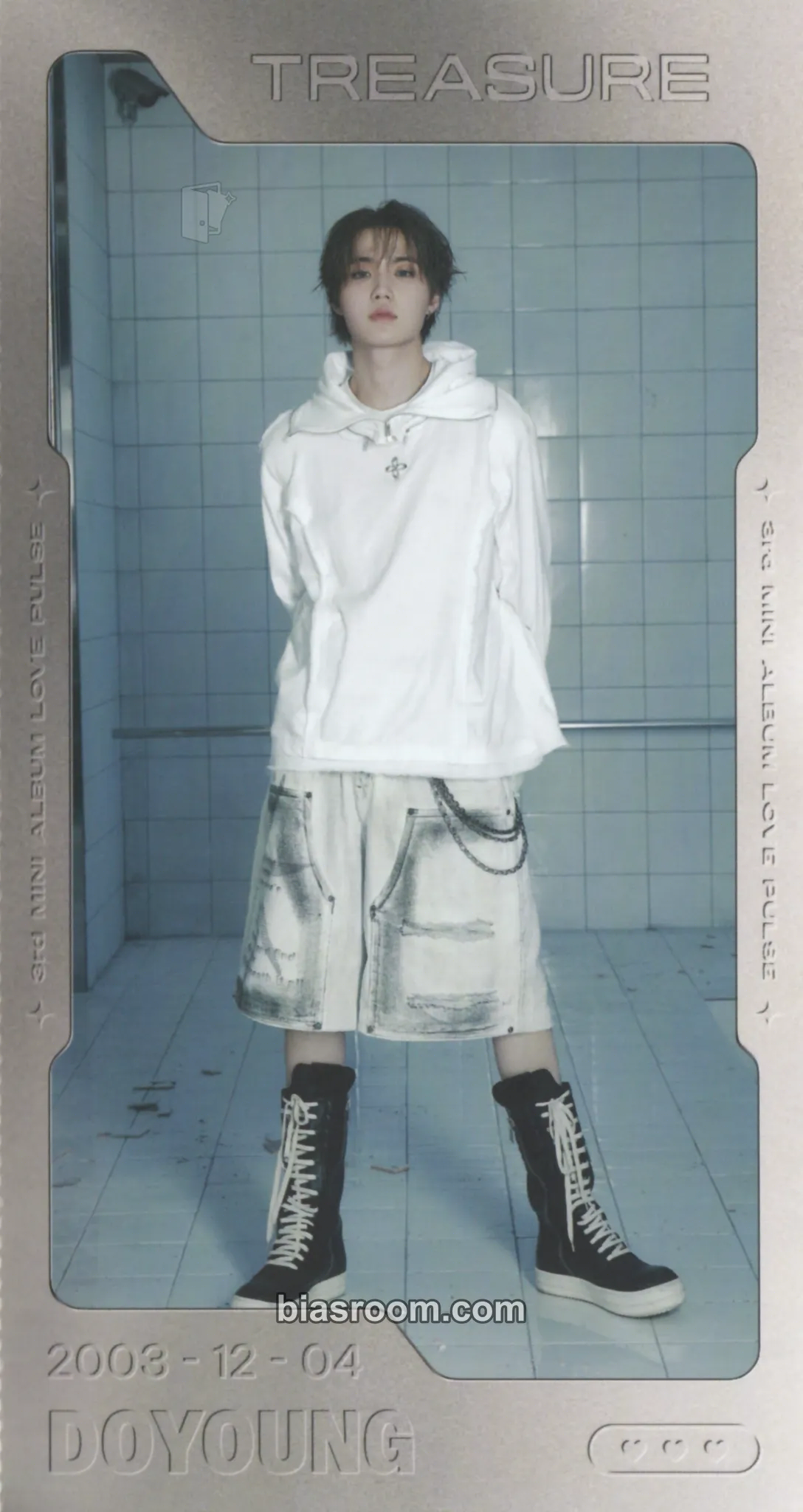 Doyoung LOVE PULSE Photocard - TREASURE - TREASURE K-pop photocard